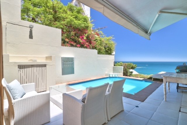 To Let 2 Bedroom Property for Rent in Clifton Western Cape